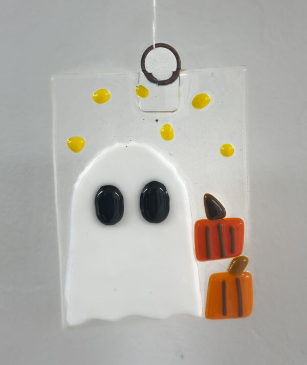 Art Activity Day - Ghastly Glassy Ghosts (11:10am-11:40am)